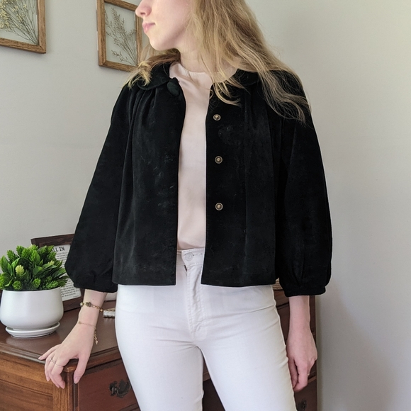 Vintage Cropped Puff Sleeve Suede Jacket - Picture 4 of 10